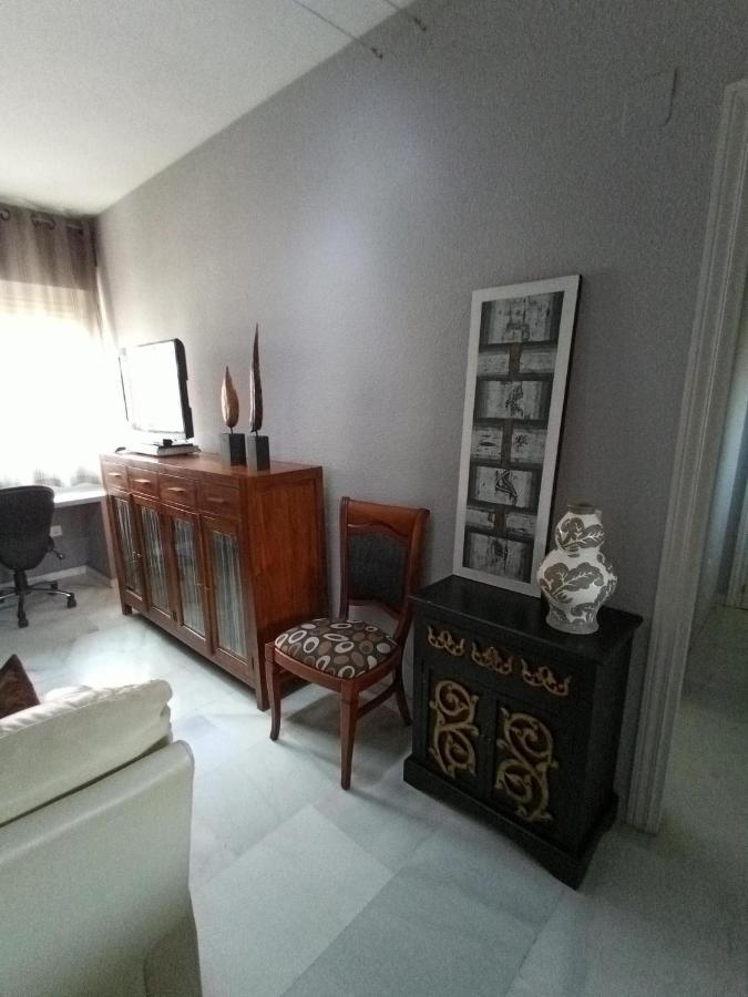Cozy Apartment & Free Parking Sevilha Exterior foto