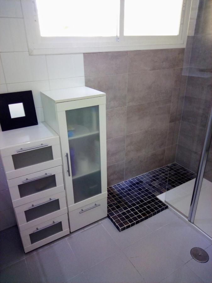 Cozy Apartment & Free Parking Sevilha Exterior foto